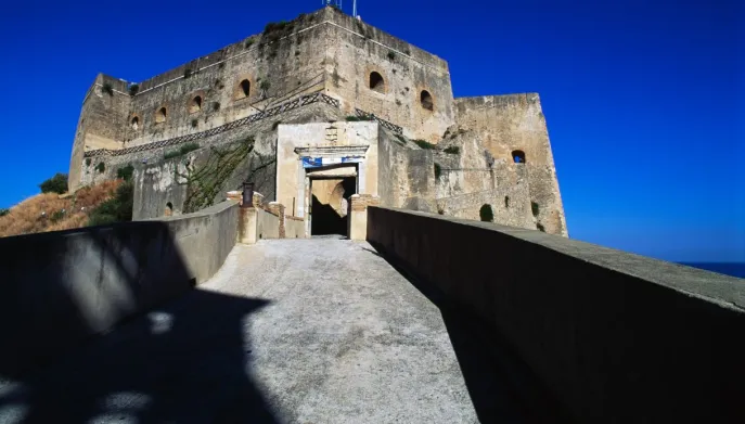 Ingresso del Castello Ruffo