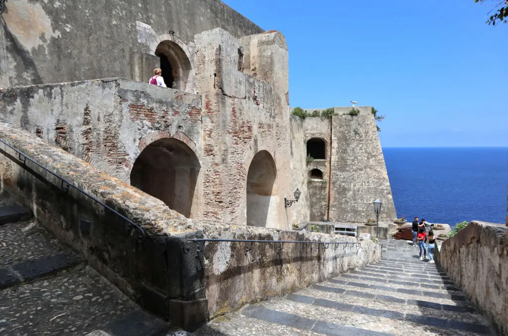 Rampa del Castello Ruffo